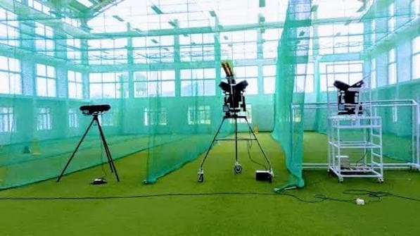 Cricket Bowling Machine